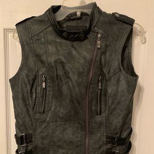Day trip Leather like Vest